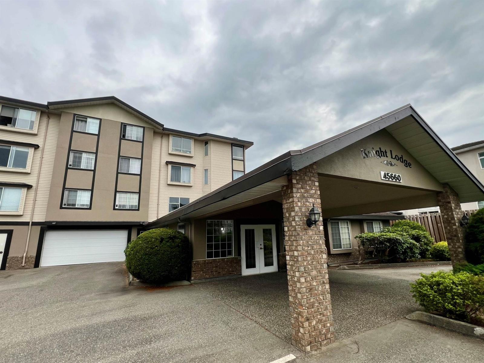 207 45660 KNIGHT ROAD, Sardis West Vedder, Chilliwack