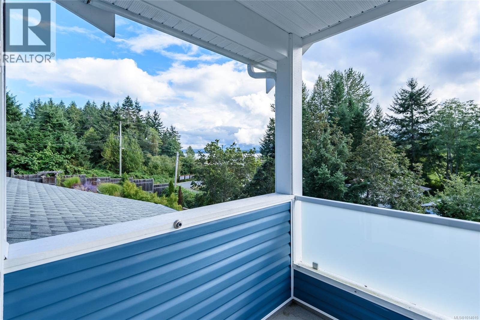 7863 Tozer Rd, Fanny Bay