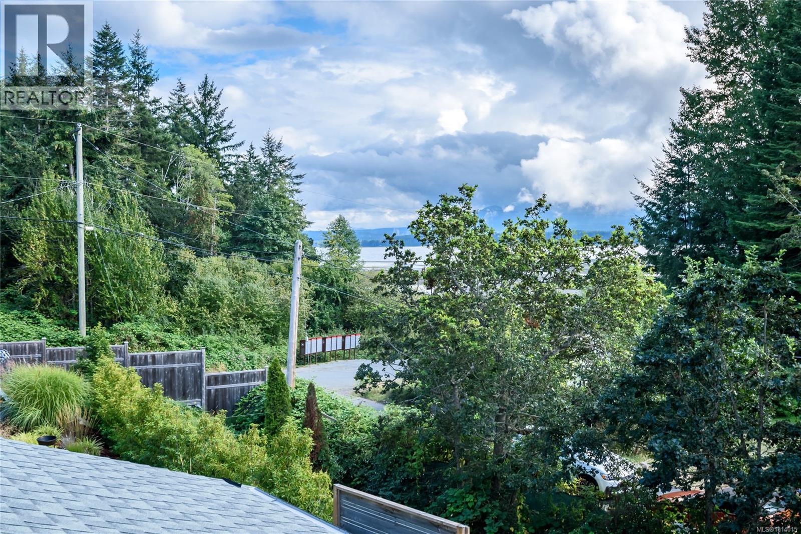 7863 Tozer Rd, Fanny Bay