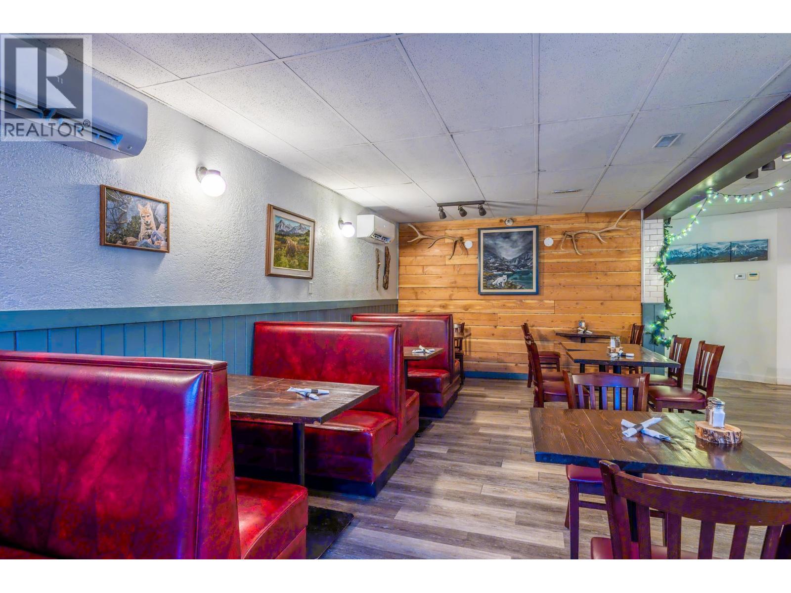  901 10TH  S Avenue, Golden