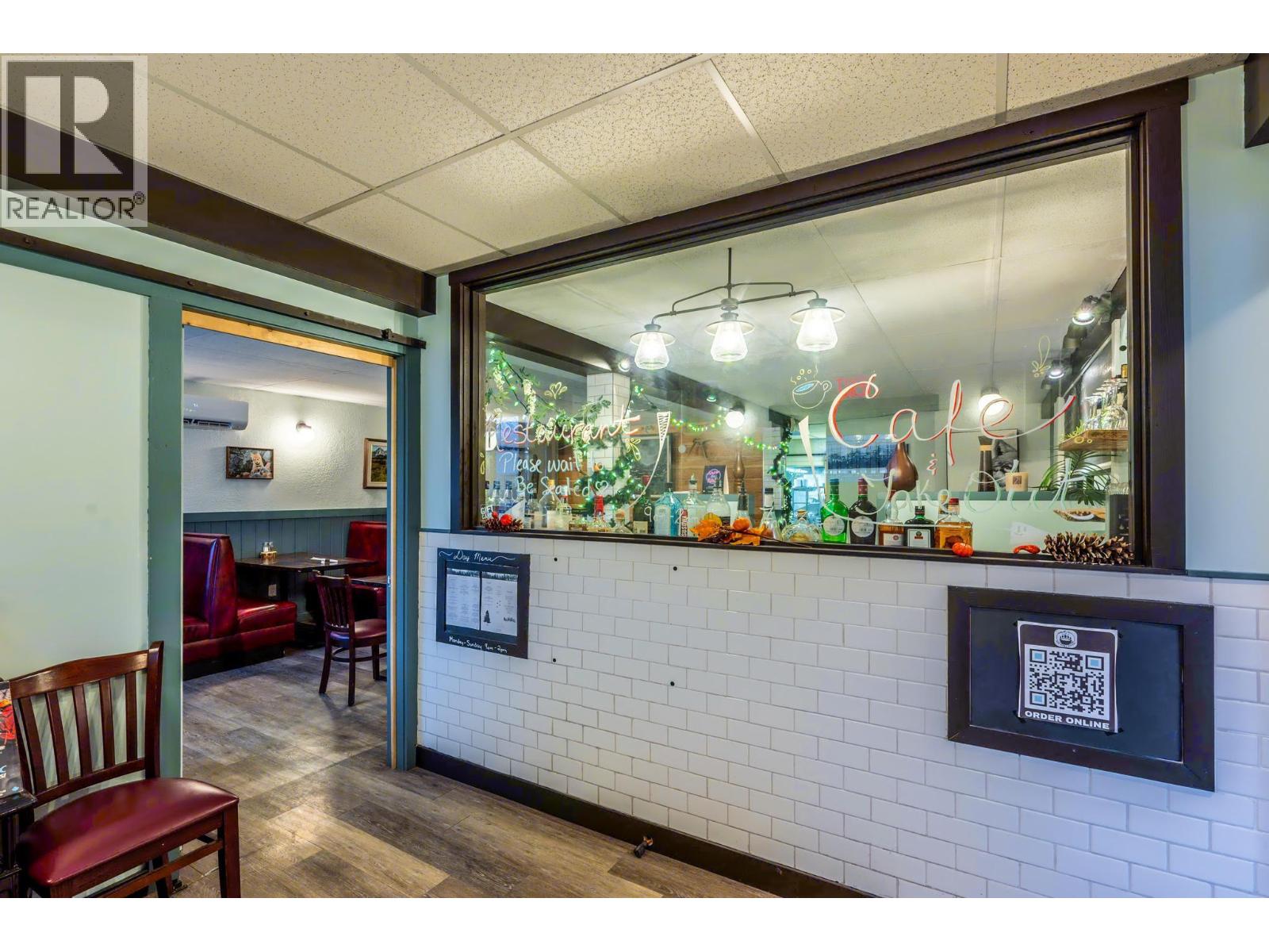  901 10TH  S Avenue, Golden