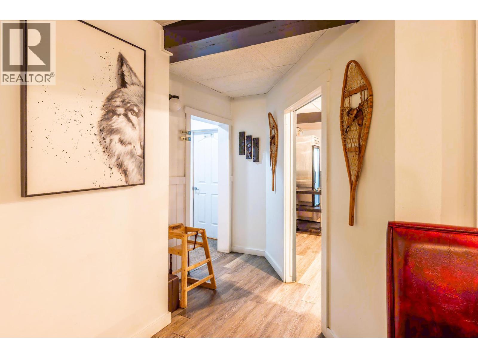  901 10TH  S Avenue, Golden