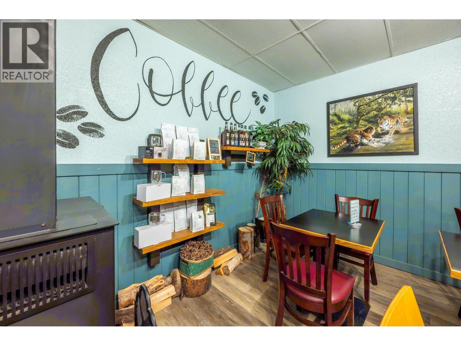  901 10TH  S Avenue, Golden