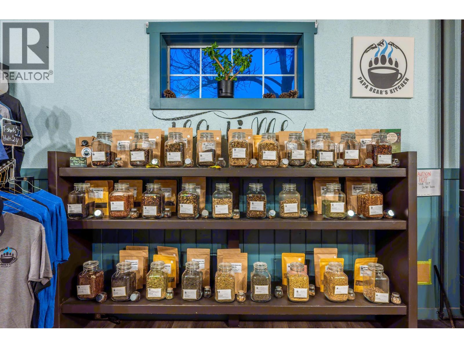  901 10TH  S Avenue, Golden