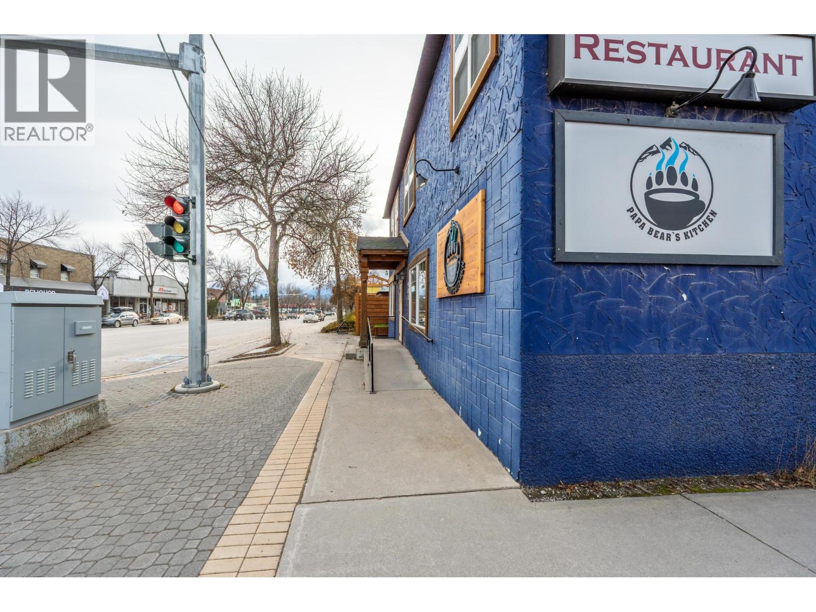  901 10TH  S Avenue, Golden