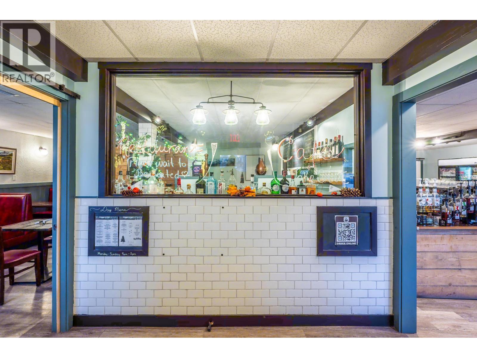  901 10TH  S Avenue, Golden