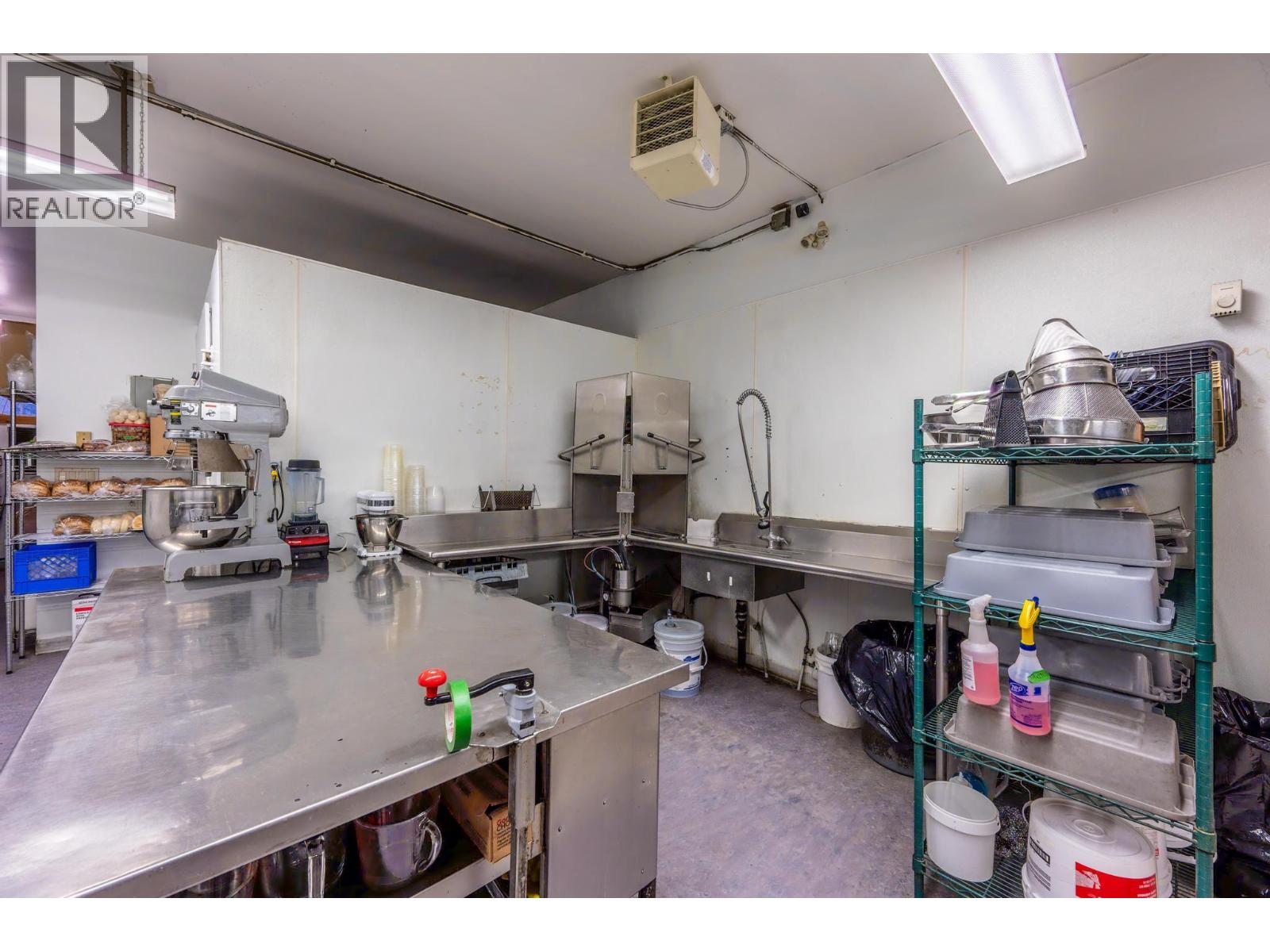  901 10TH  S Avenue, Golden