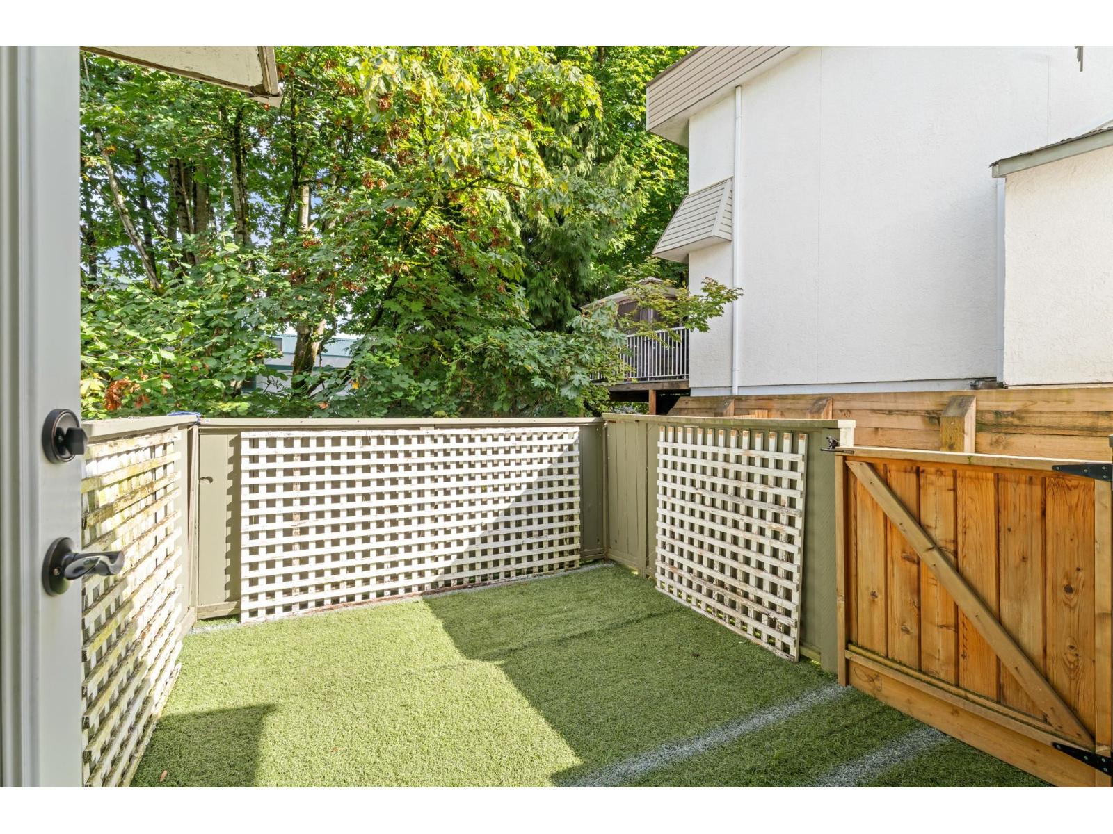 45 2830 W BOURQUIN CRESCENT, Abbotsford