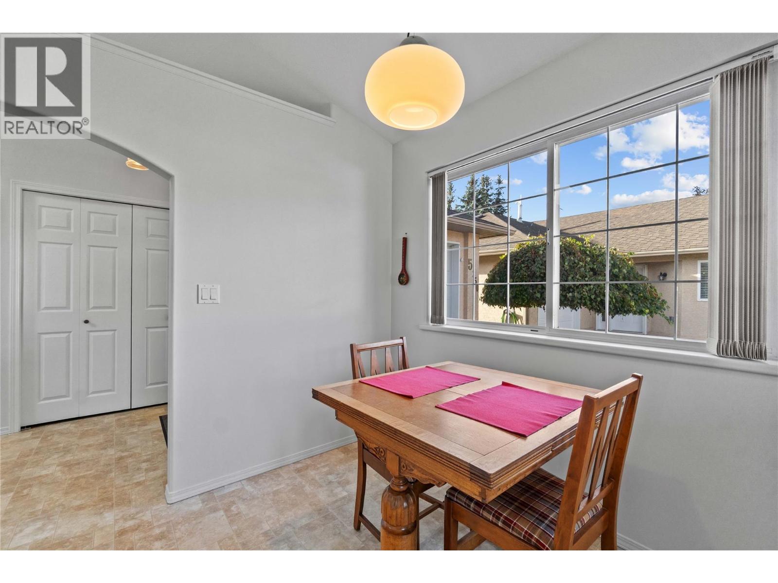 5 350 Hudson Street Northwest, Salmon Arm