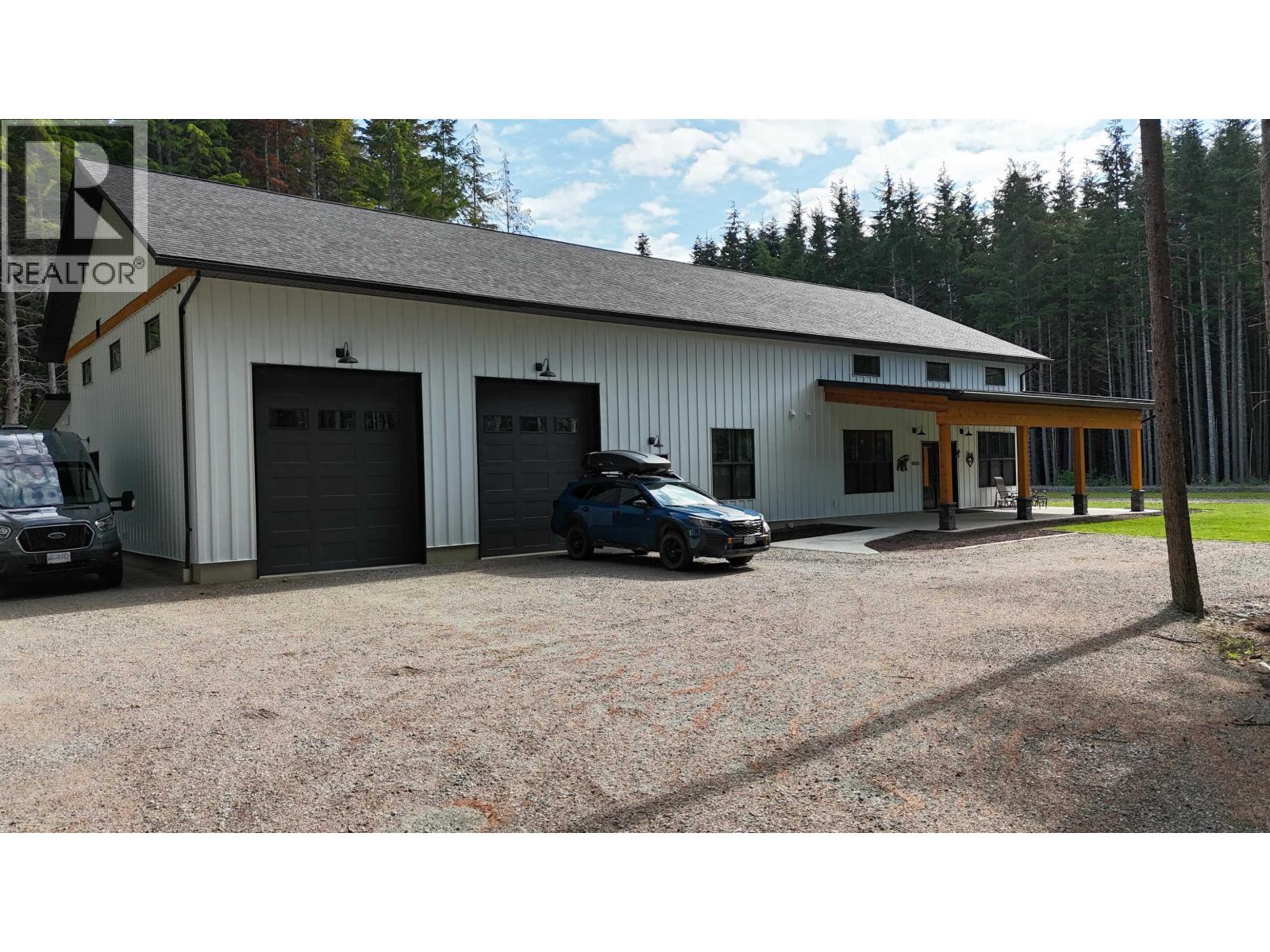 324 LOGANBERRY AVENUE, Kitimat