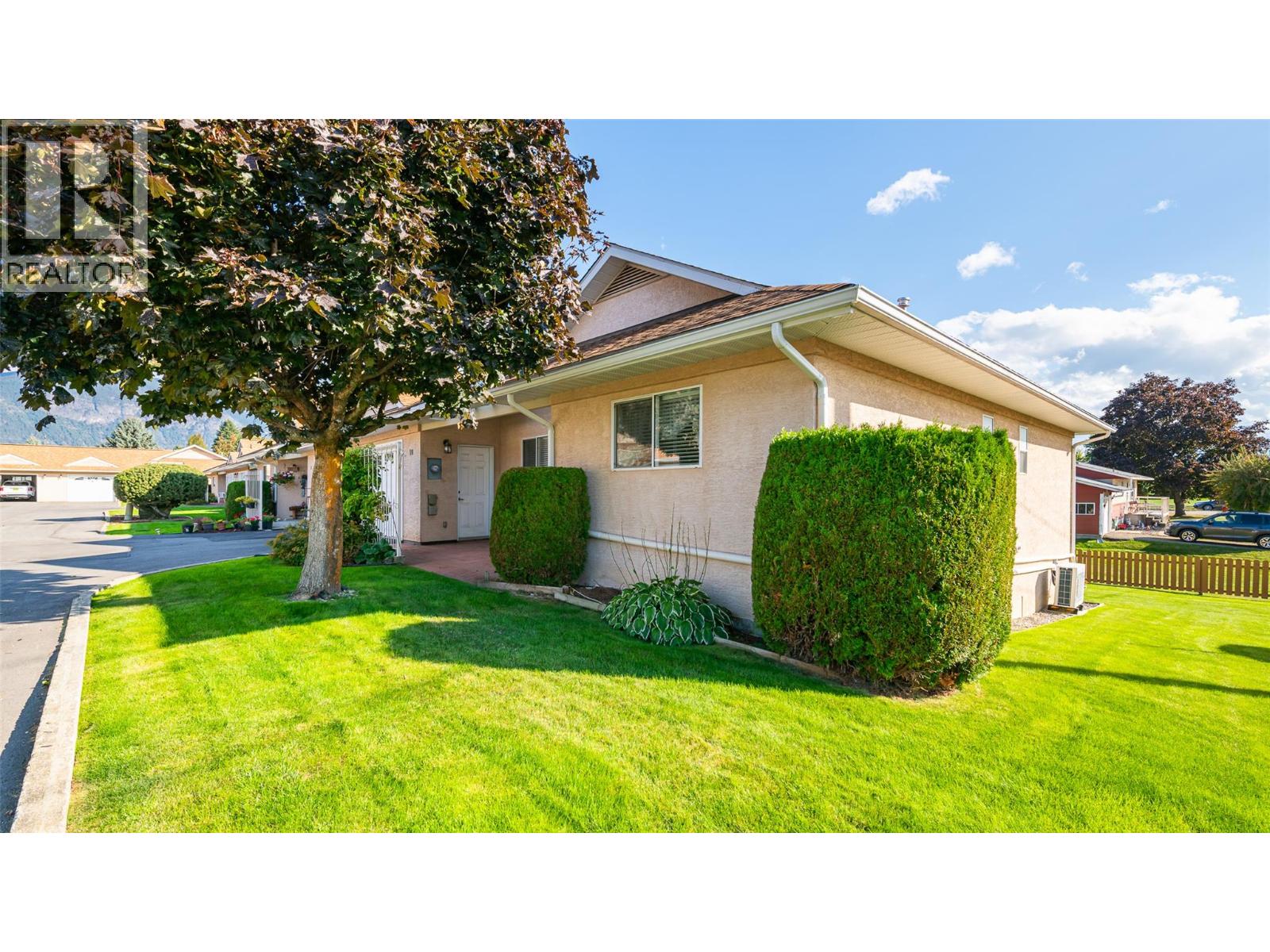 518 18th Avenue Unit# 10, Creston