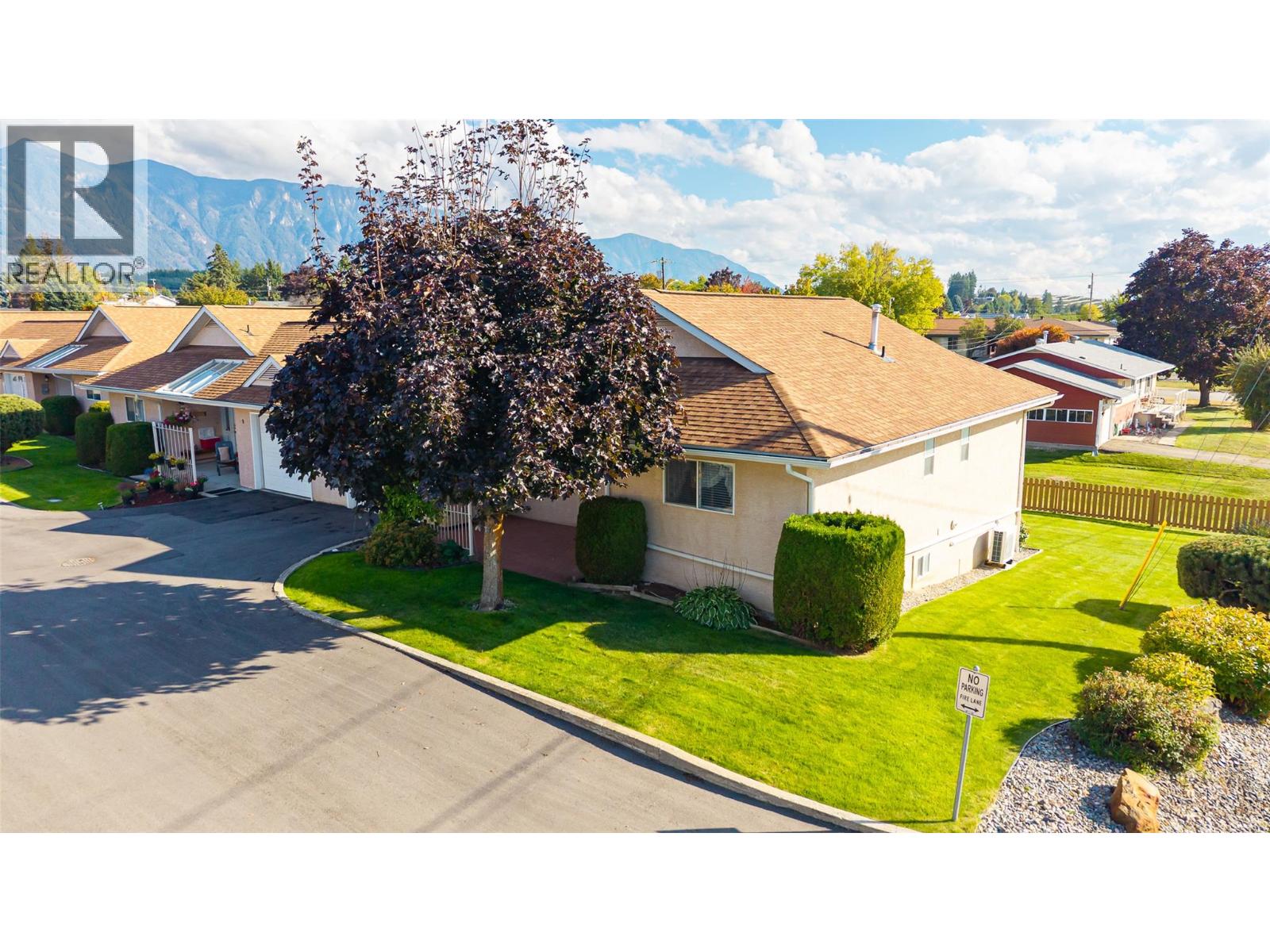 518 18th Avenue Unit# 10, Creston