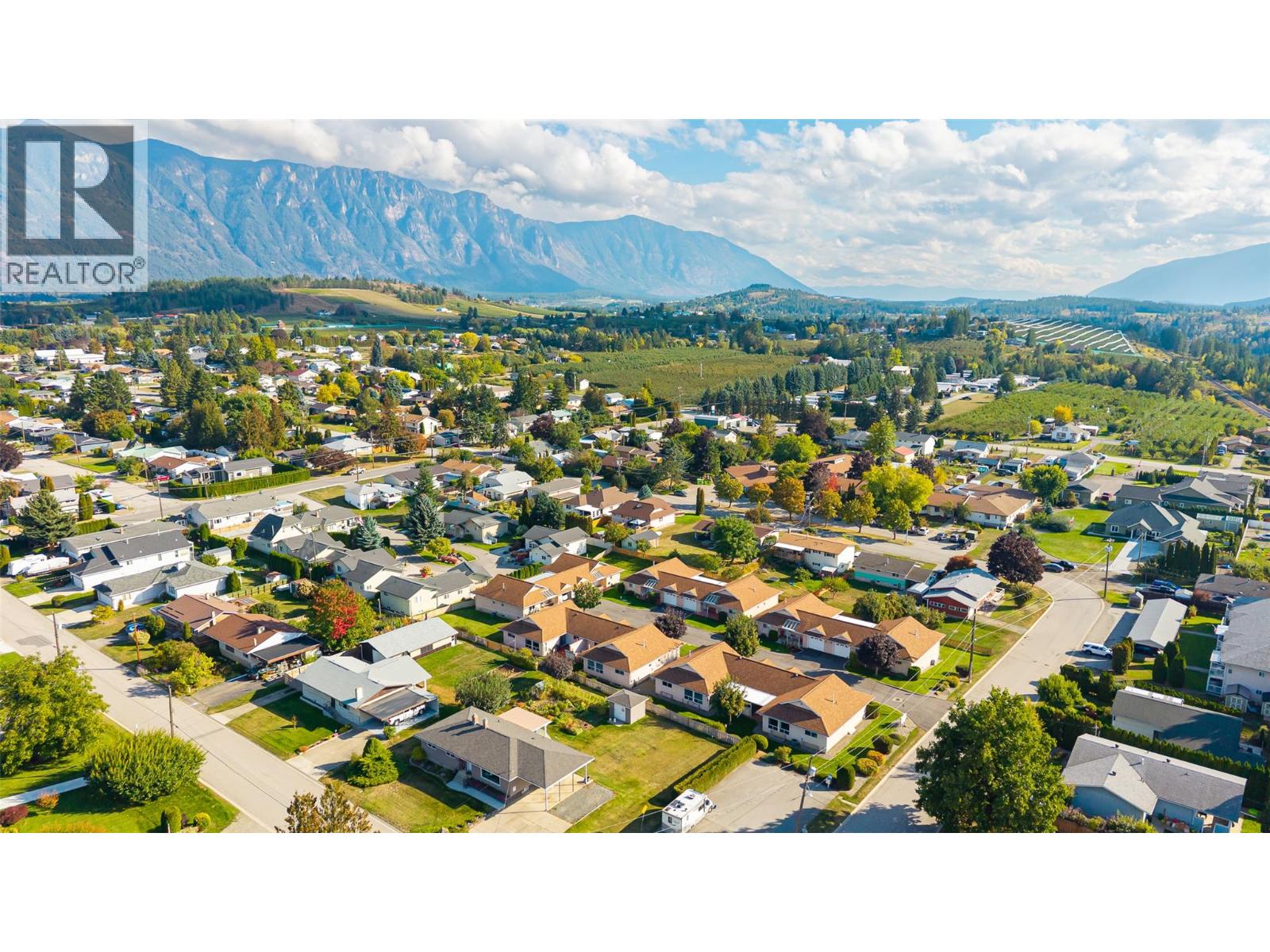 518 18th Avenue Unit# 10, Creston