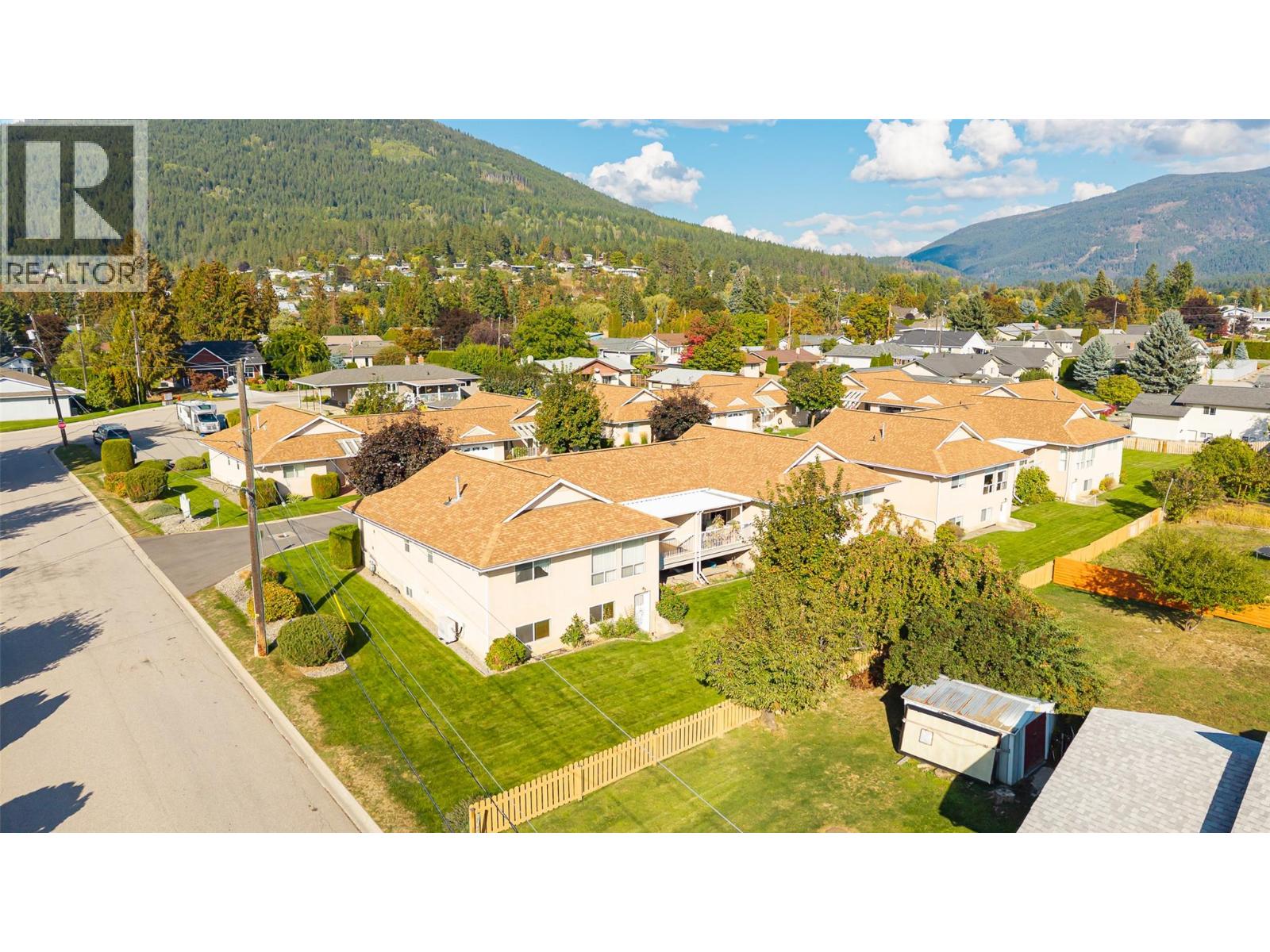 518 18th Avenue Unit# 10, Creston