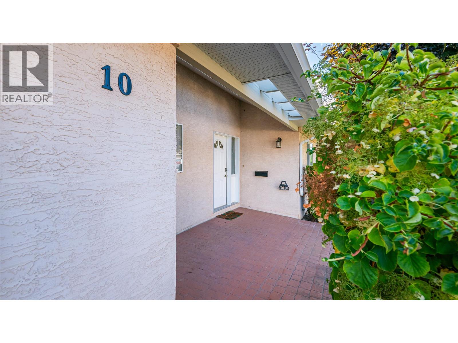 518 18th Avenue Unit# 10, Creston