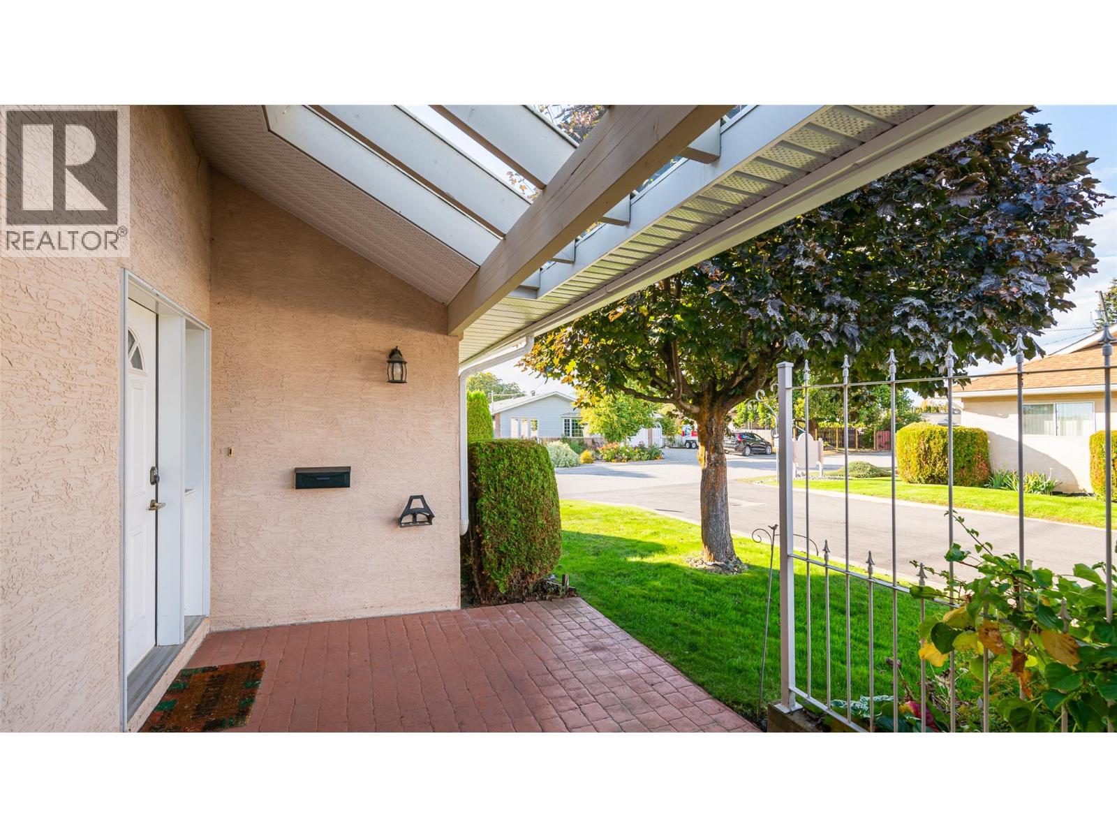 518 18th Avenue Unit# 10, Creston