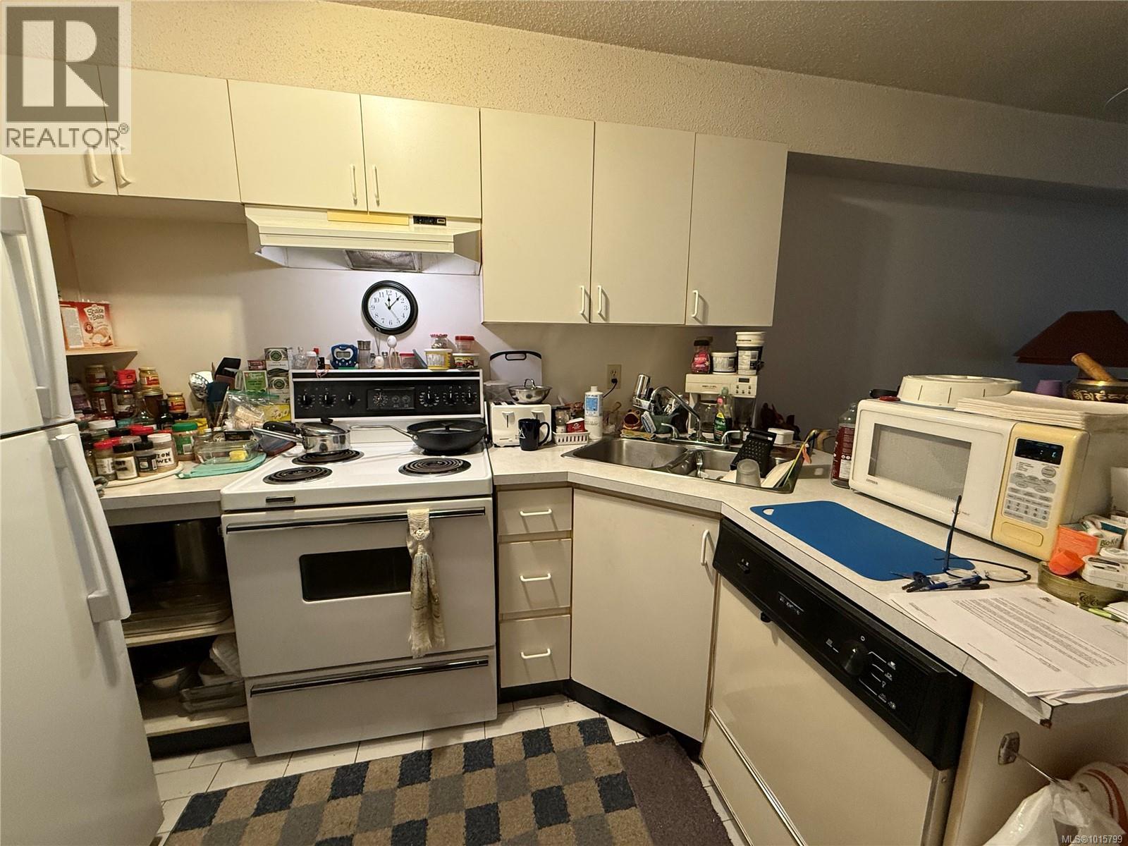 110 3215 Cowichan lake Rd, Duncan