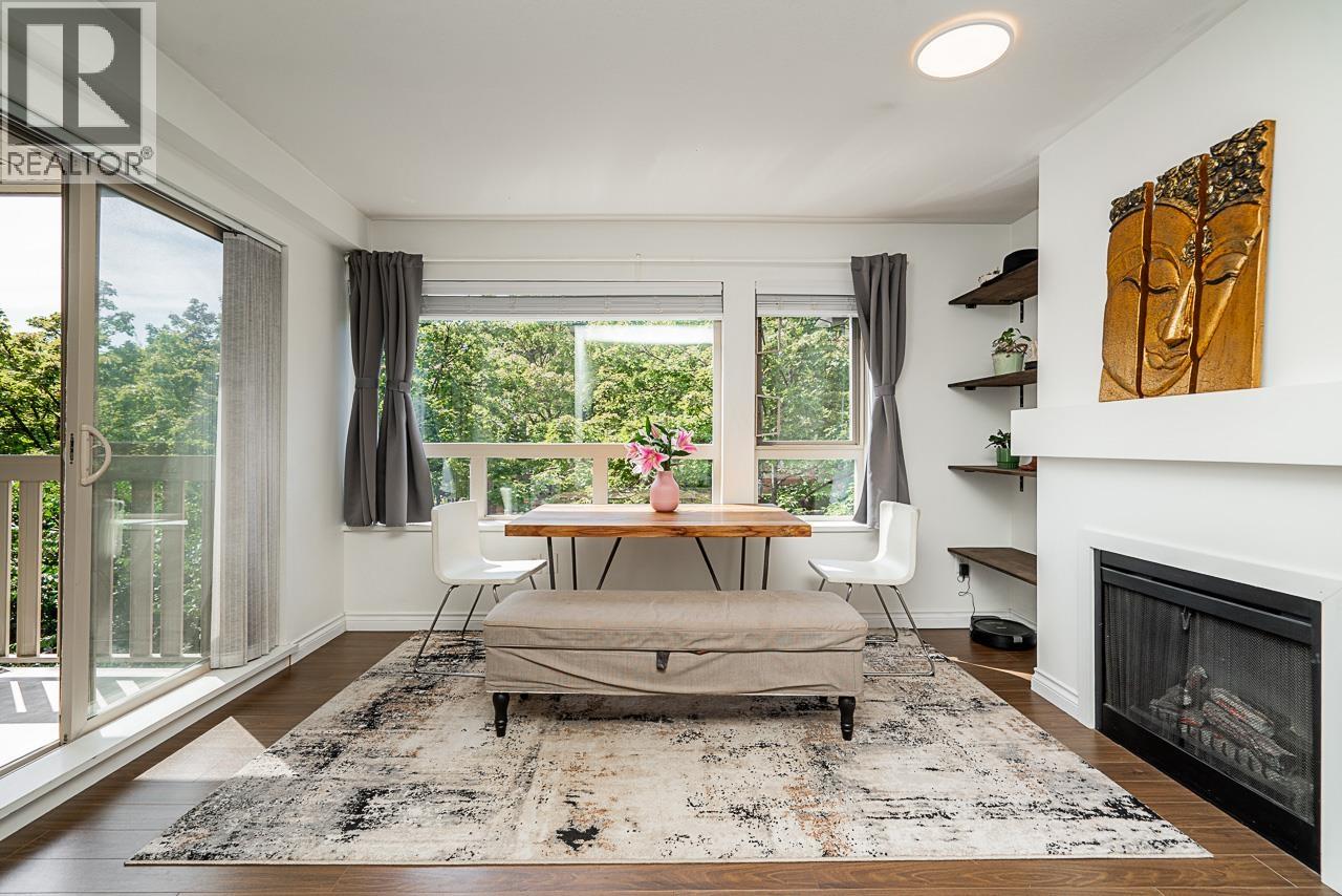 217 801 KLAHANIE DRIVE, Port Moody