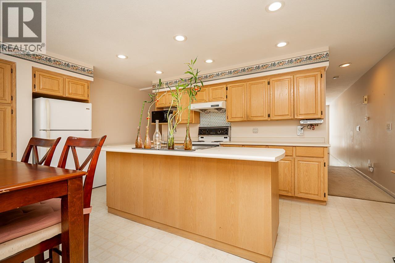 12 3228 RALEIGH STREET, Port Coquitlam