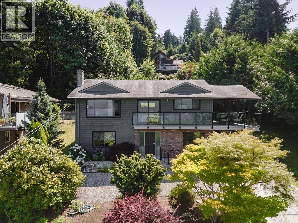 6950 PORPOISE DRIVE, Sechelt