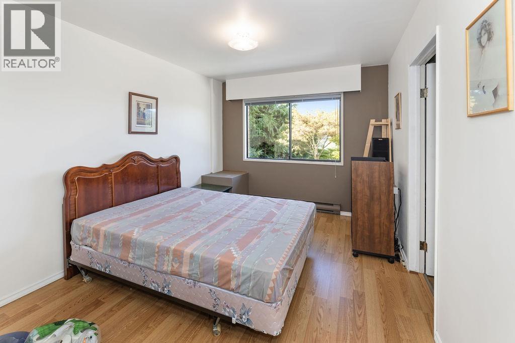 6950 PORPOISE DRIVE, Sechelt