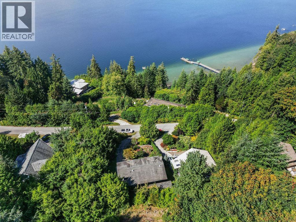 6950 PORPOISE DRIVE, Sechelt