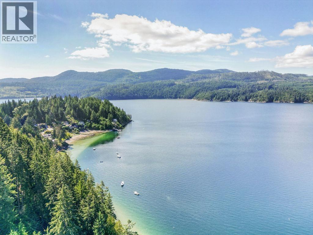 6950 PORPOISE DRIVE, Sechelt