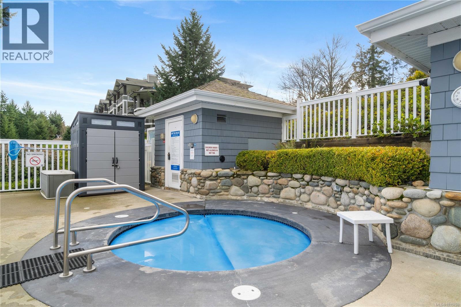 1266 Saturna Dr, Parksville