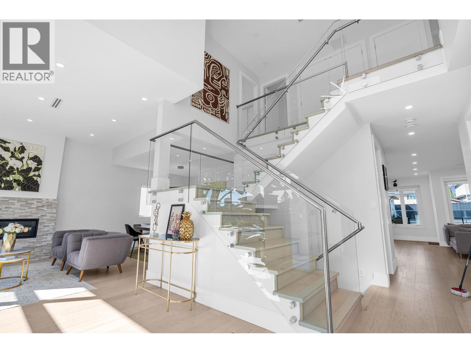 8159 11TH AVENUE, Burnaby