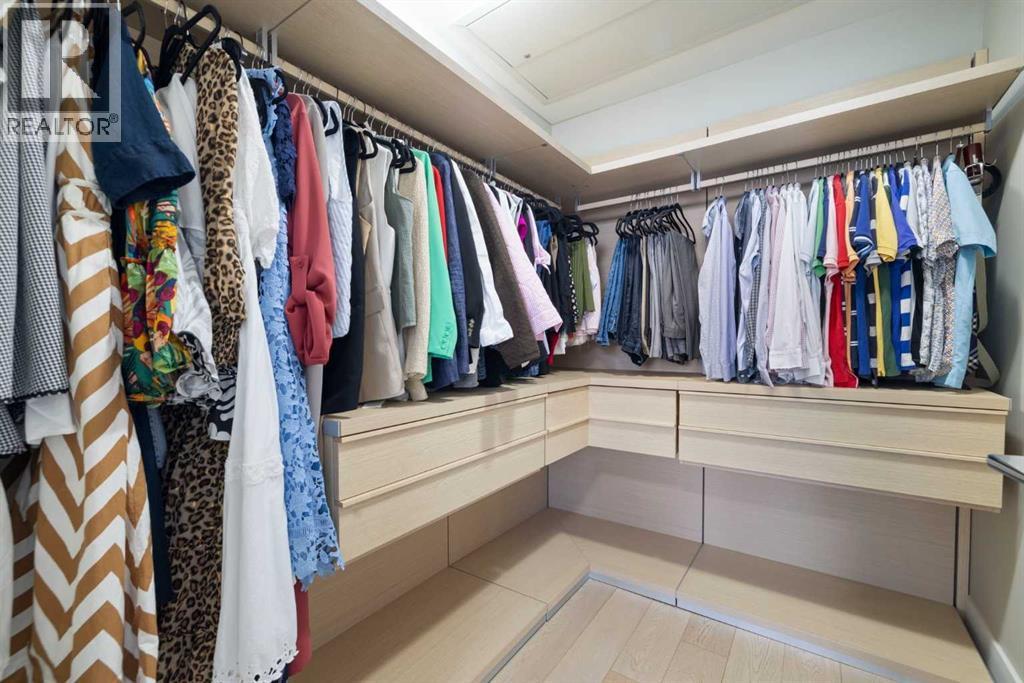 Single Family House for Sale in    Street SE Beltline Calgary 