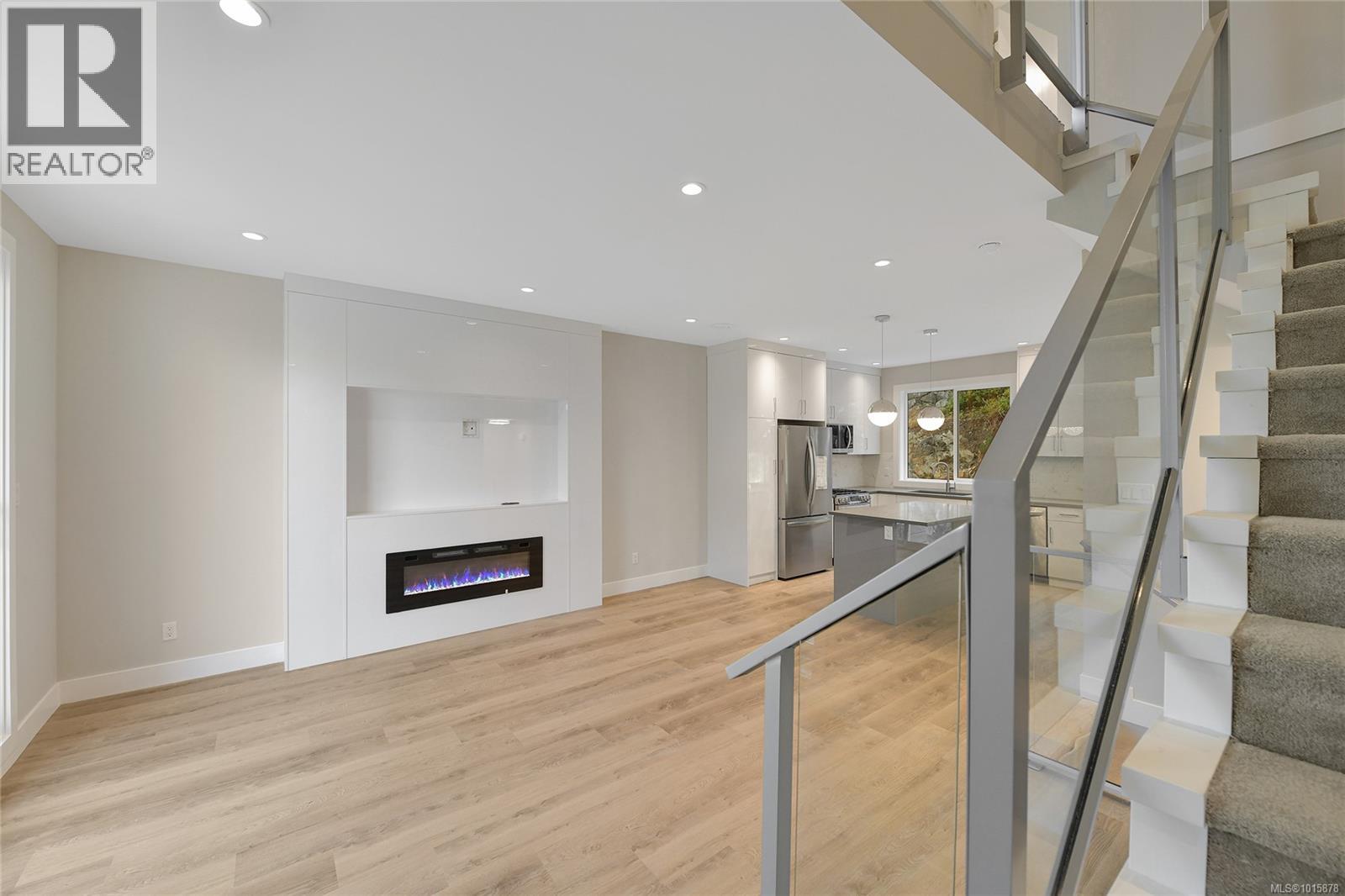  996 CITATION Road, Langford