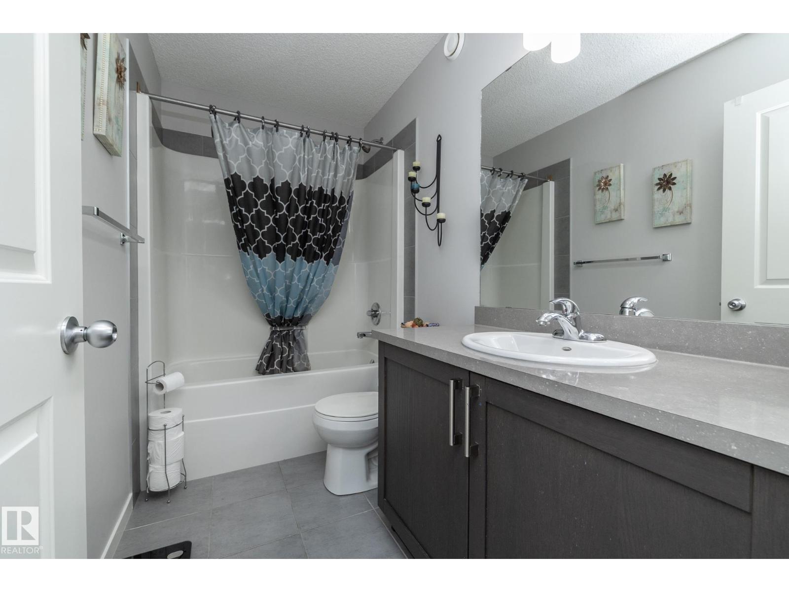 7712 Eifert CR NW, Edmonton