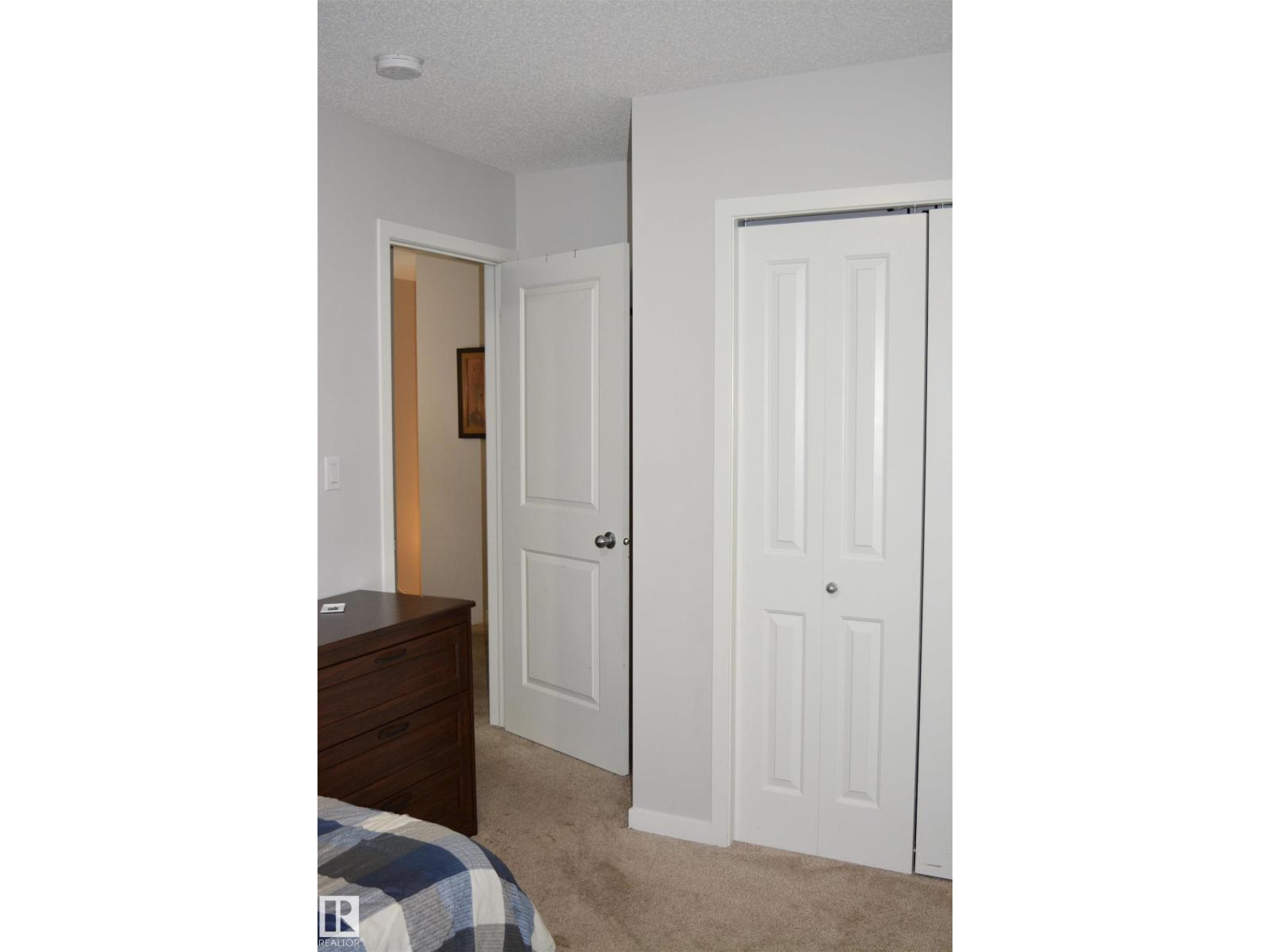 7712 Eifert CR NW, Edmonton