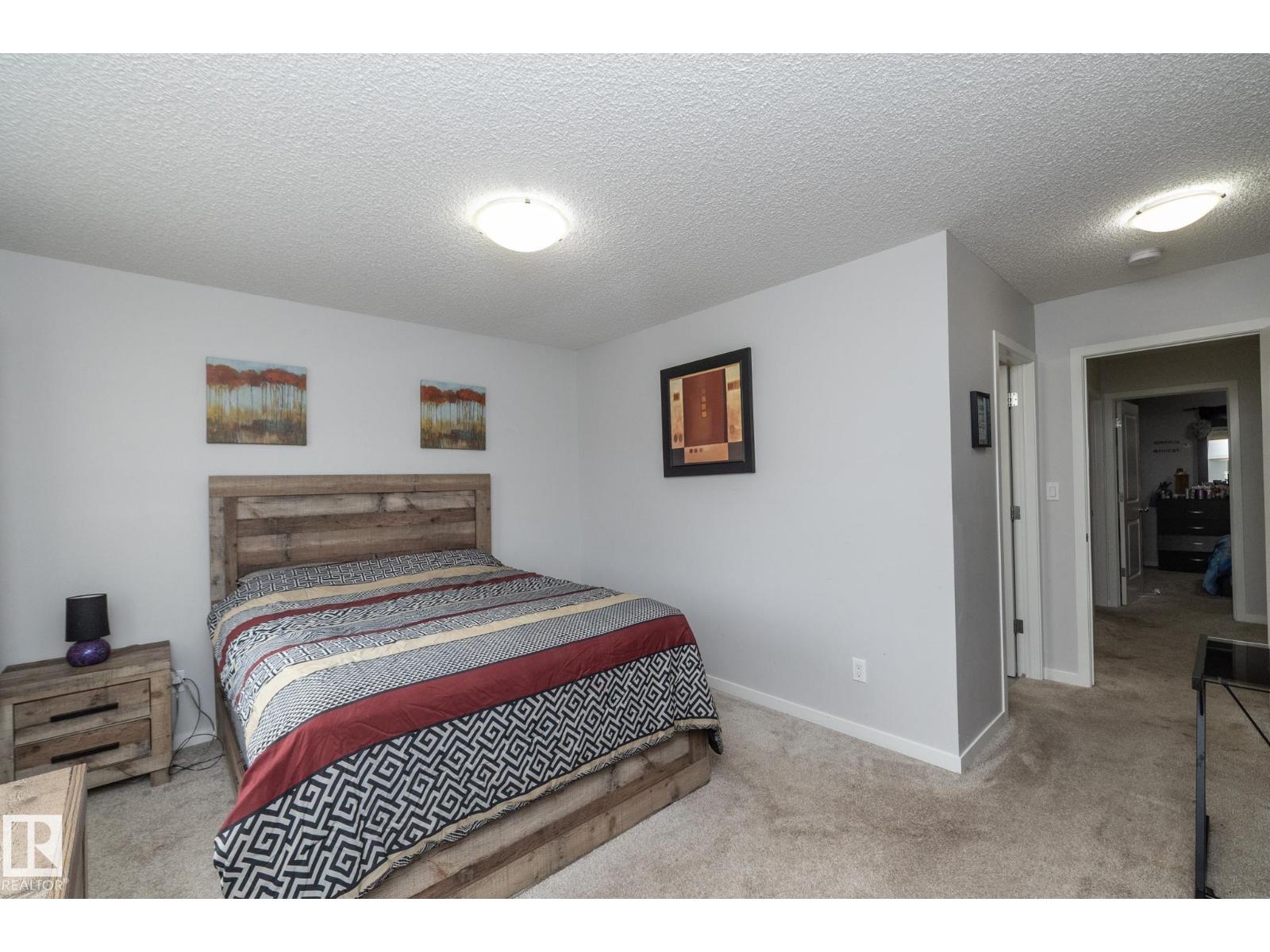 7712 Eifert CR NW, Edmonton