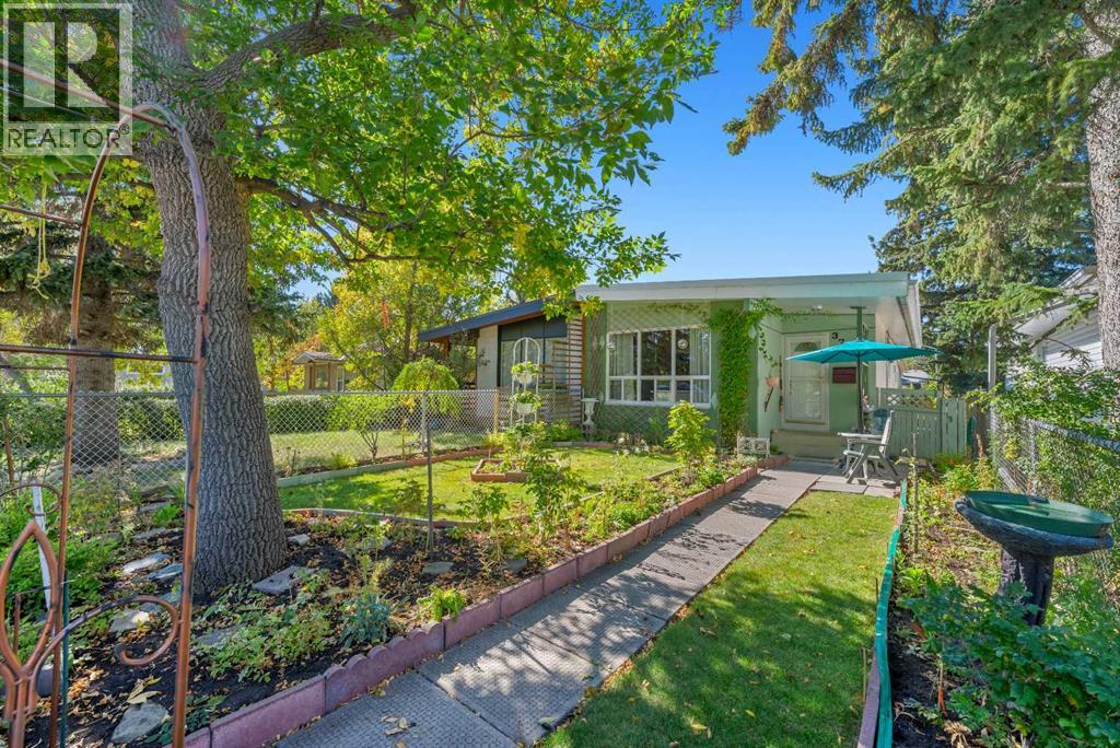 Single Family House for Sale in   Street SW Glenbrook Calgary 
