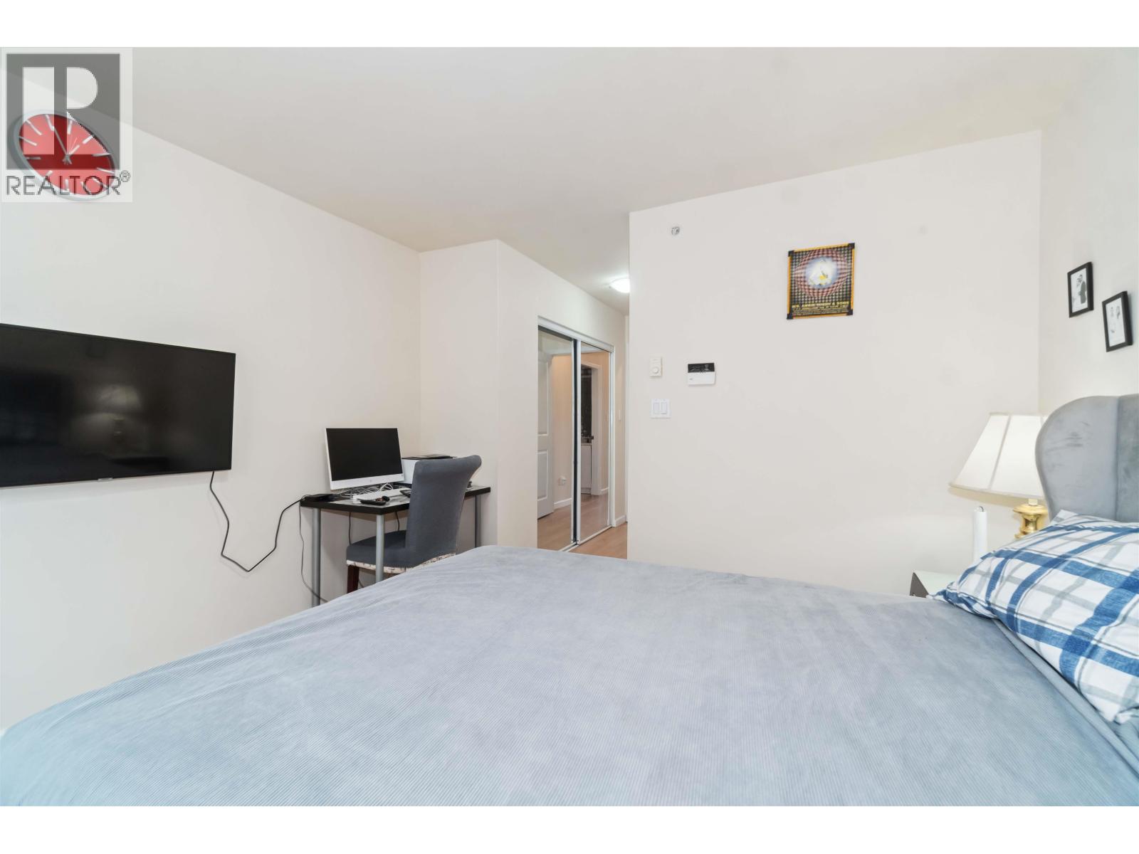 8 935 EWEN AVENUE, New Westminster