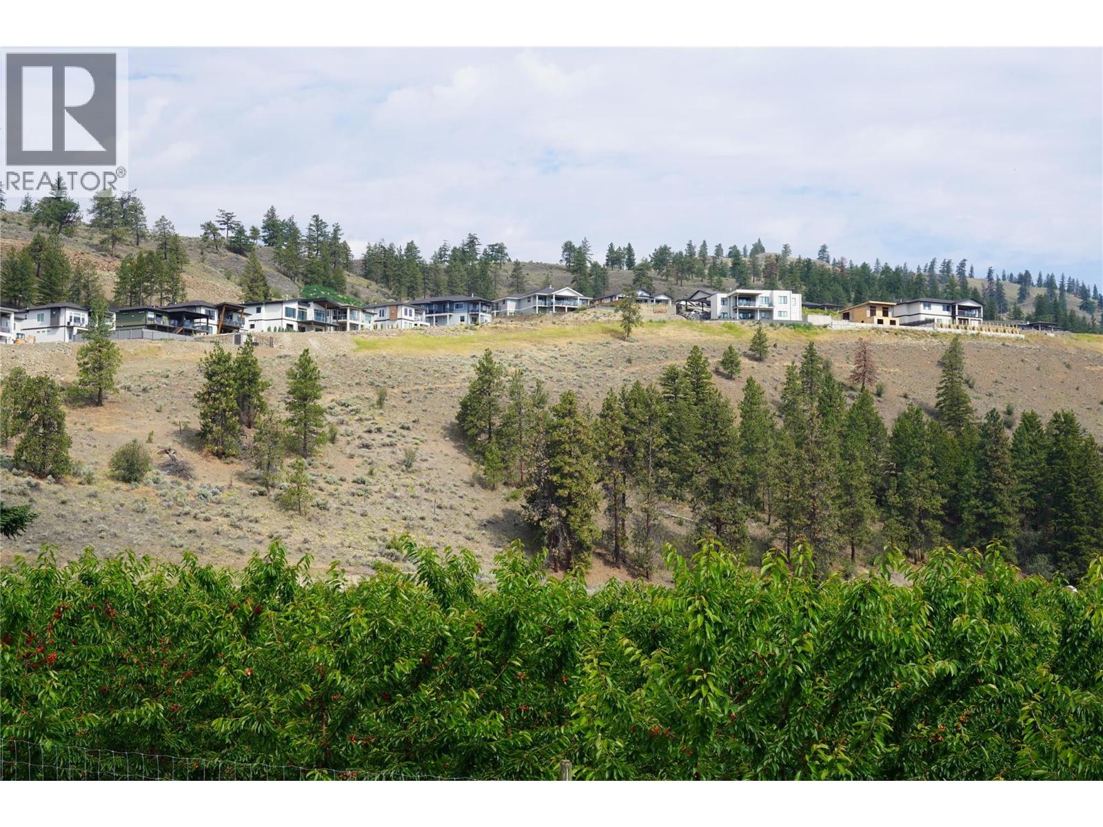  17579 Dickinson Place, Summerland