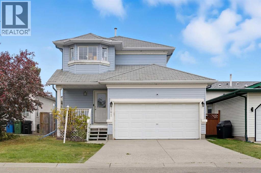 141 Saratoga Close NE, Calgary, Alberta