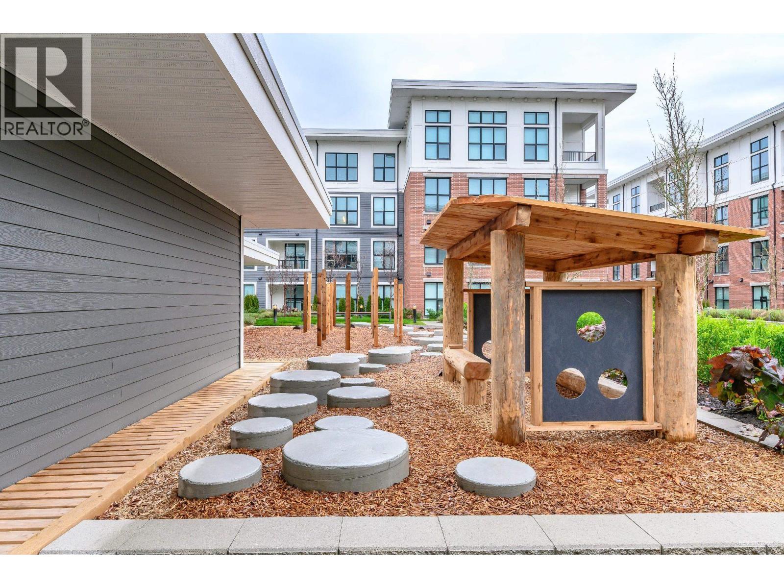 438 9551 ALEXANDRA ROAD, Richmond