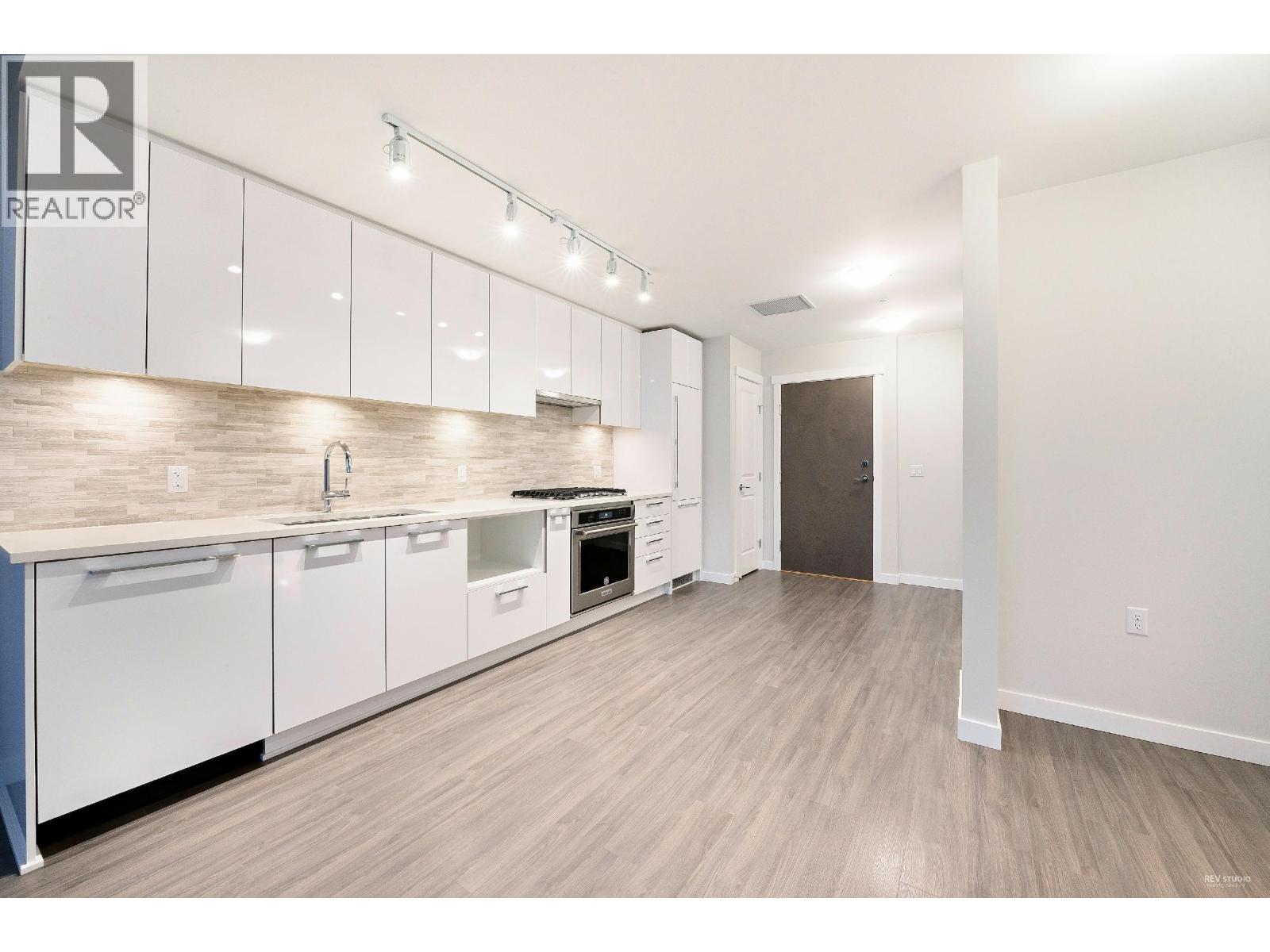 438 9551 ALEXANDRA ROAD, Richmond