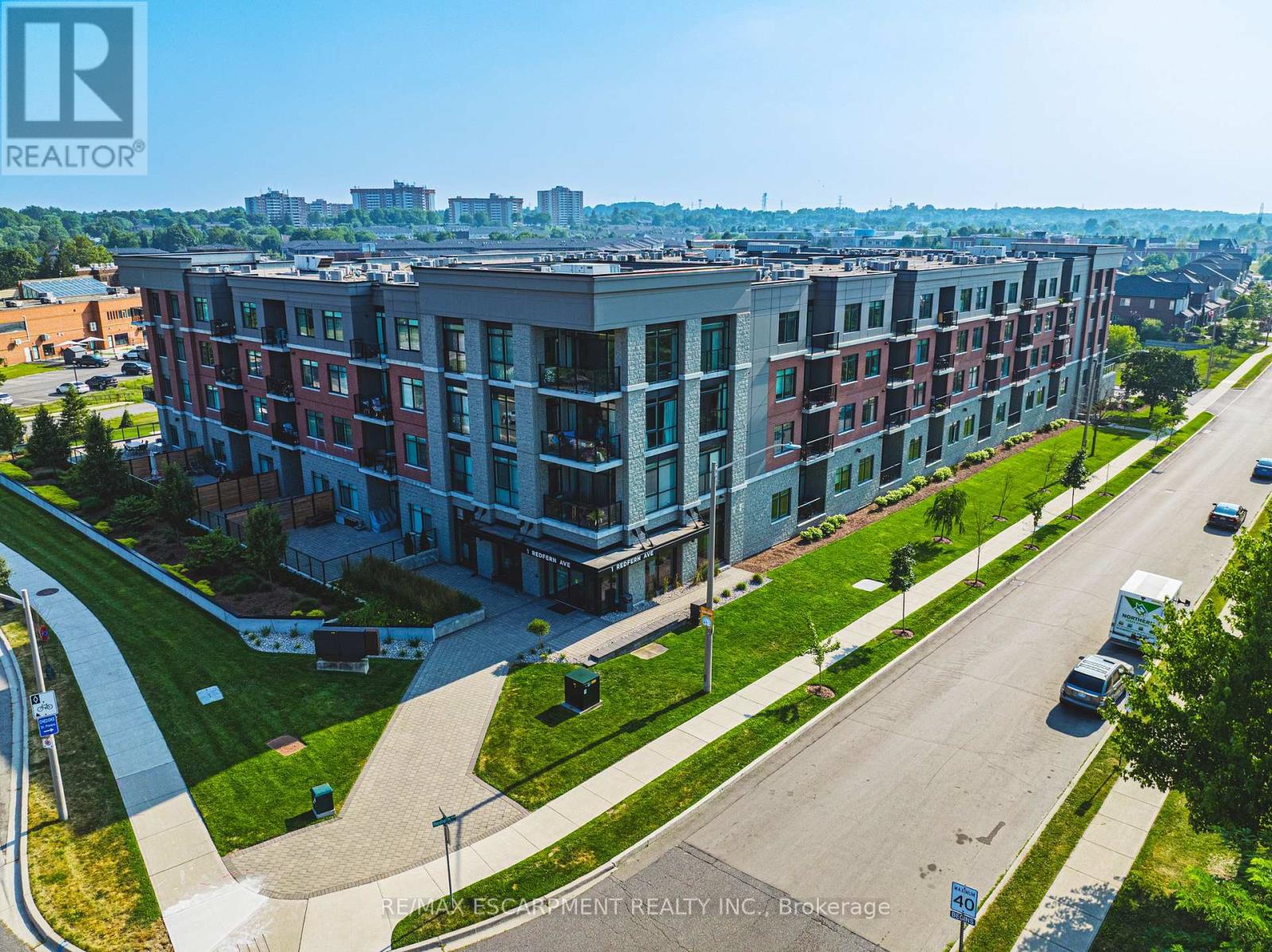 317 - 1 REDFERN AVENUE, Hamilton (Mountview), Ontario