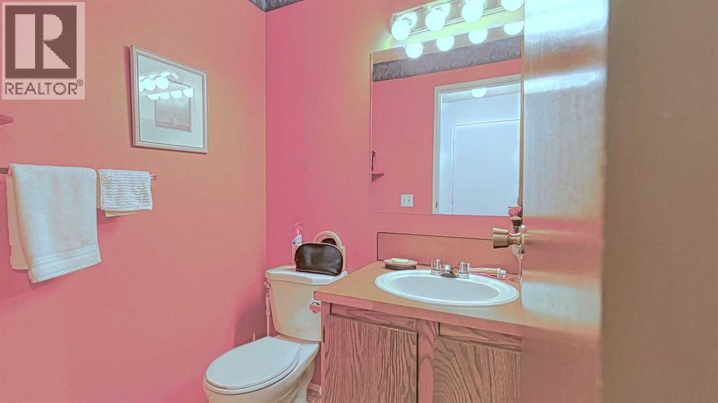 Single Family House for Sale in  Woodsman Lane SW Woodbine Calgary 