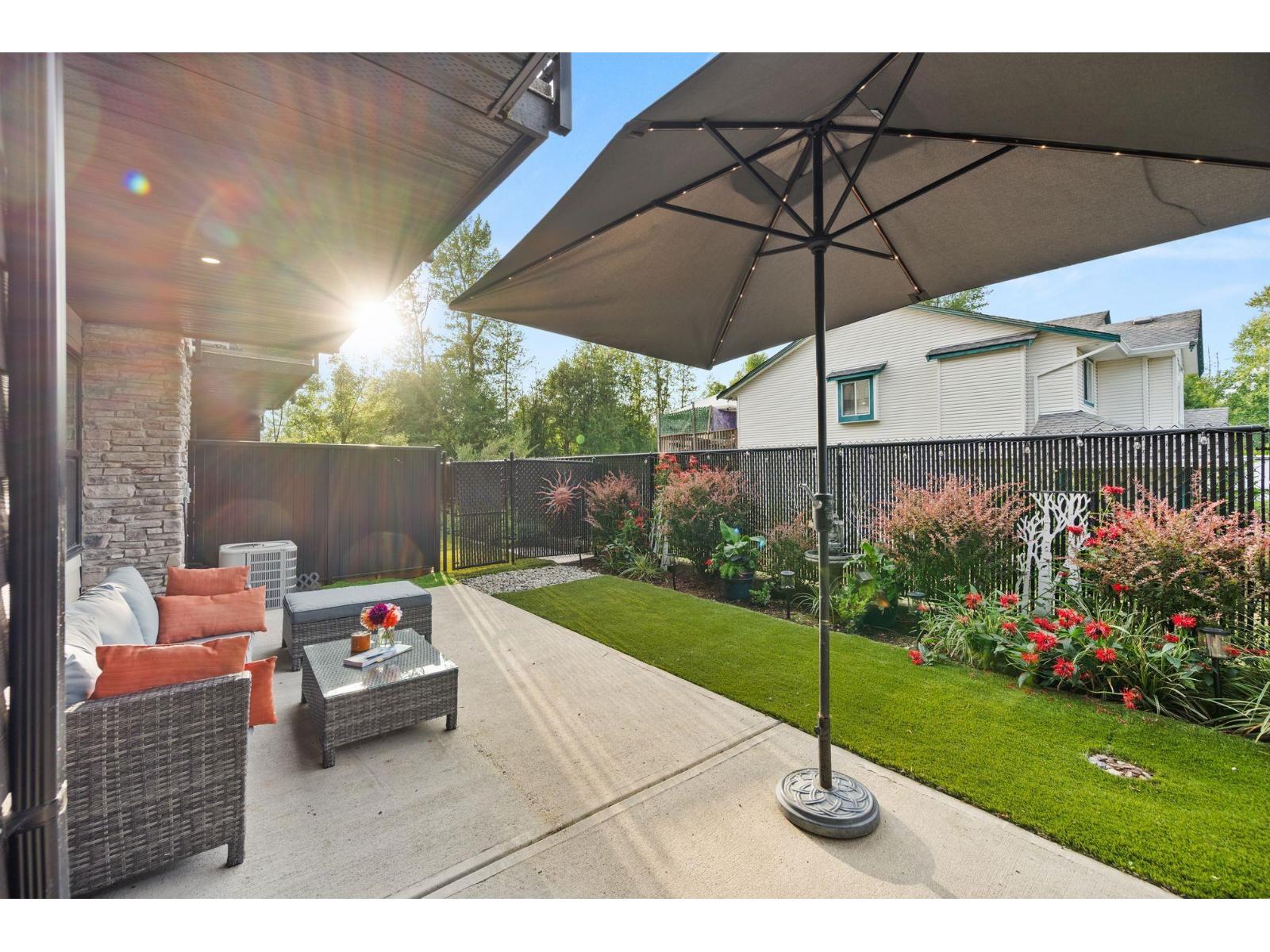 22 33209 CHERRY AVENUE, Mission