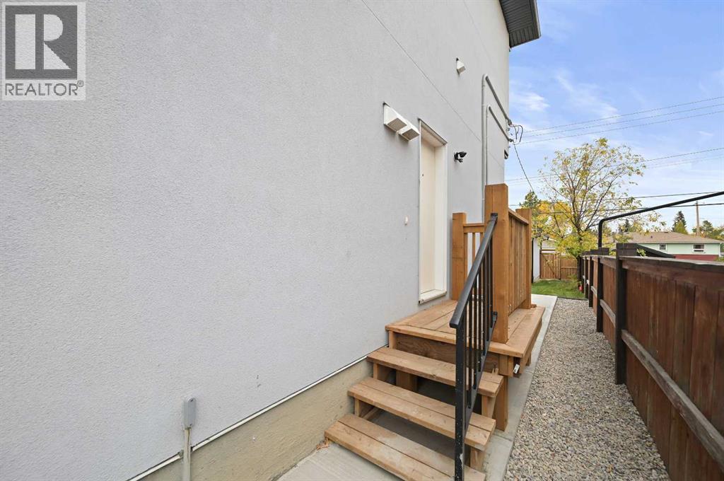 Single Family House for Sale in  Bowness Road NW Bowness Calgary 