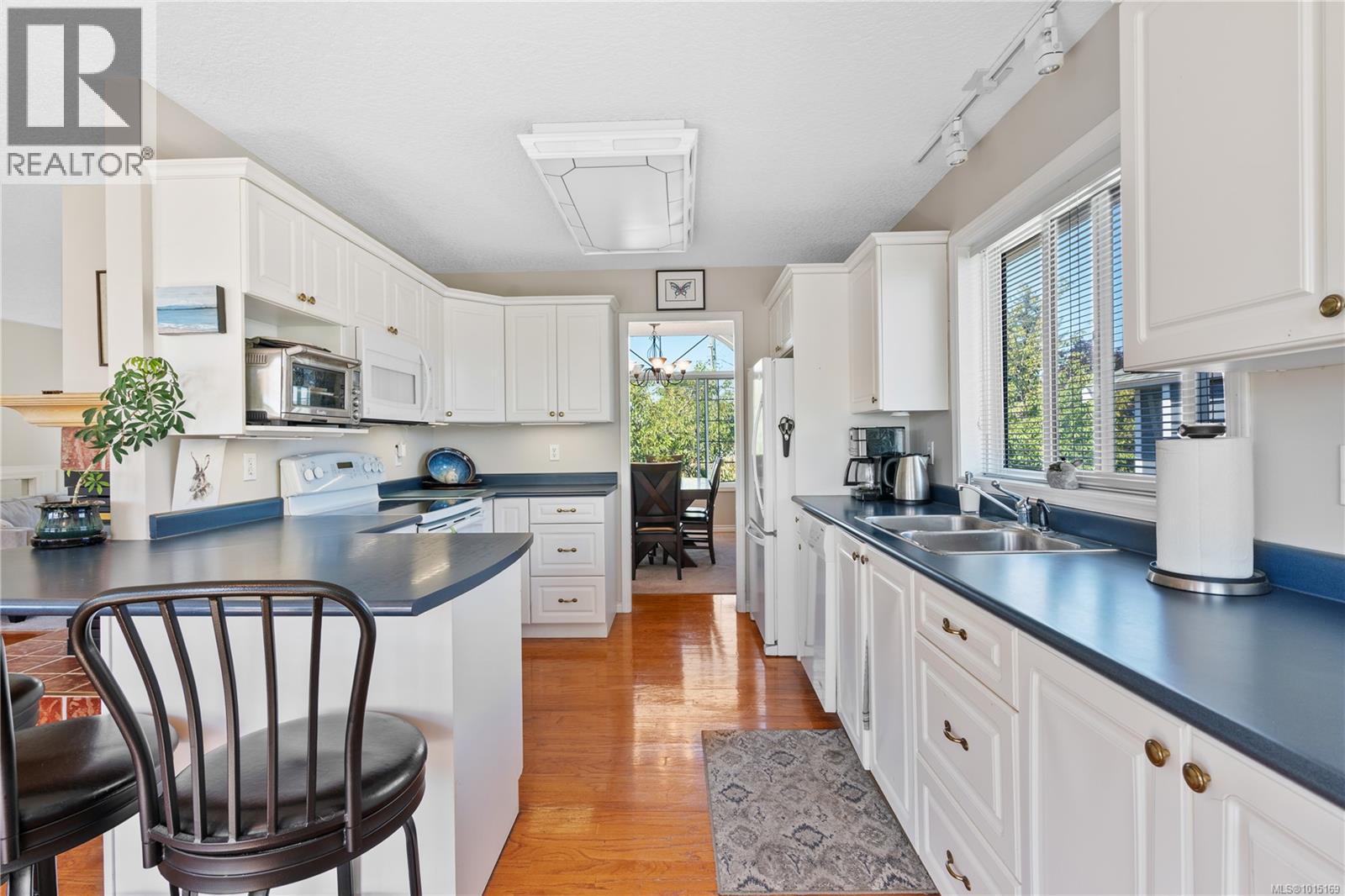  10347 Bowerbank Road, Sidney