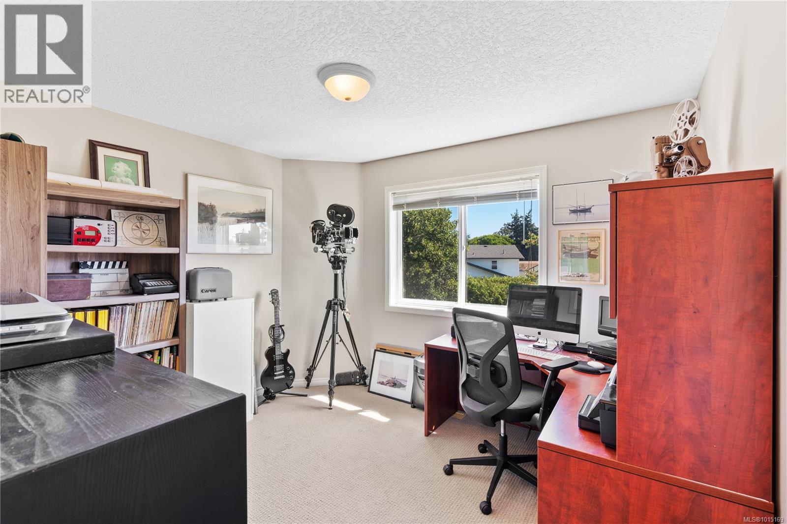  10347 Bowerbank Road, Sidney