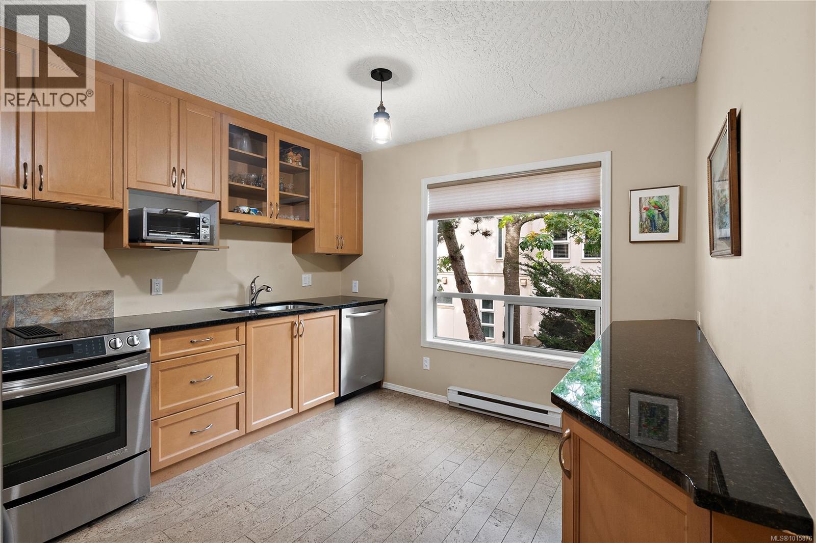 206 9919 Fourth Street, Sidney