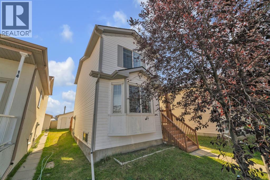 18 Martinvalley Way NE, Calgary, Alberta