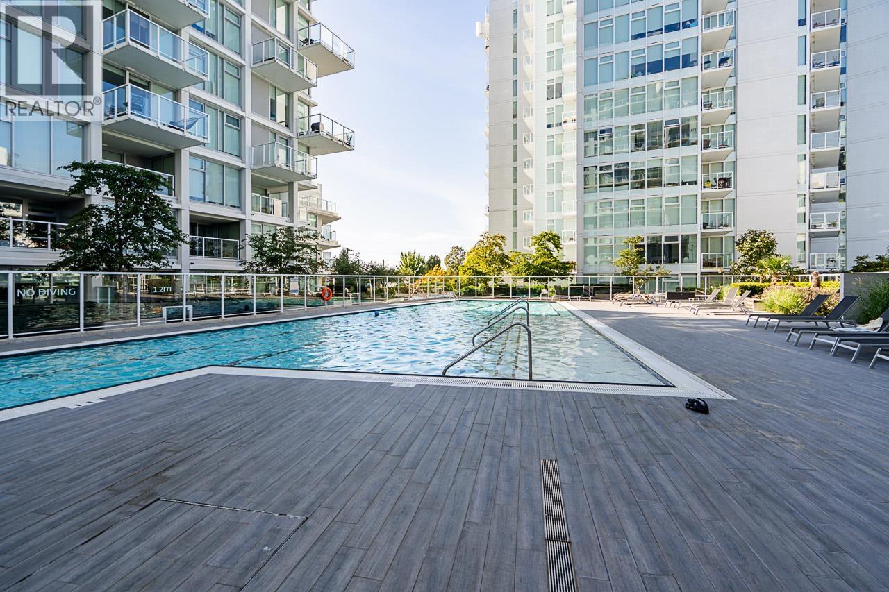 301 4638 GLADSTONE STREET, Vancouver