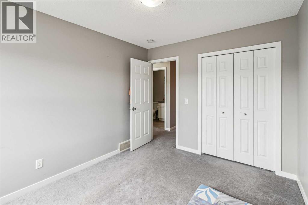 Single Family House for Sale in  Redstone Drive NE Redstone Calgary 